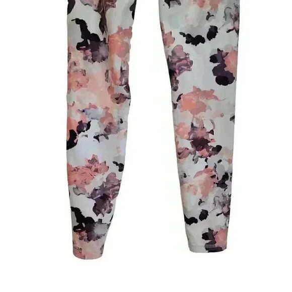 Balance Collection Women's White/Black/Pink Water Mark Leggings - Picture 5 of 11